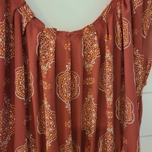 Lauren Conrad dress - Picture 2 of 6